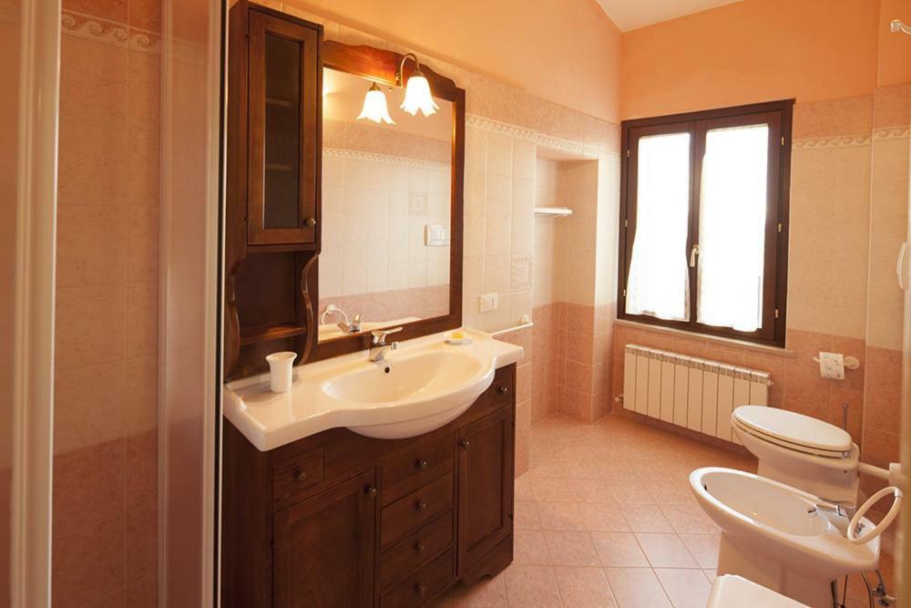 Villa Il Poggio Dei Tre Contadini à Ponte Felcino Extérieur photo