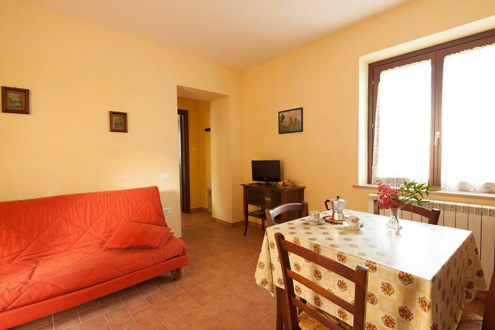 Villa Il Poggio Dei Tre Contadini à Ponte Felcino Extérieur photo